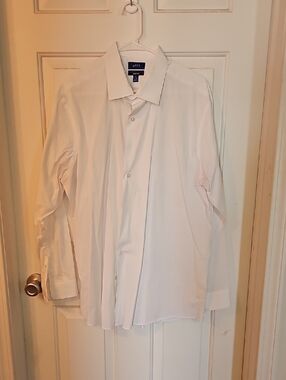 Apt. 9 Men's White Button-Down Dress Shirt
